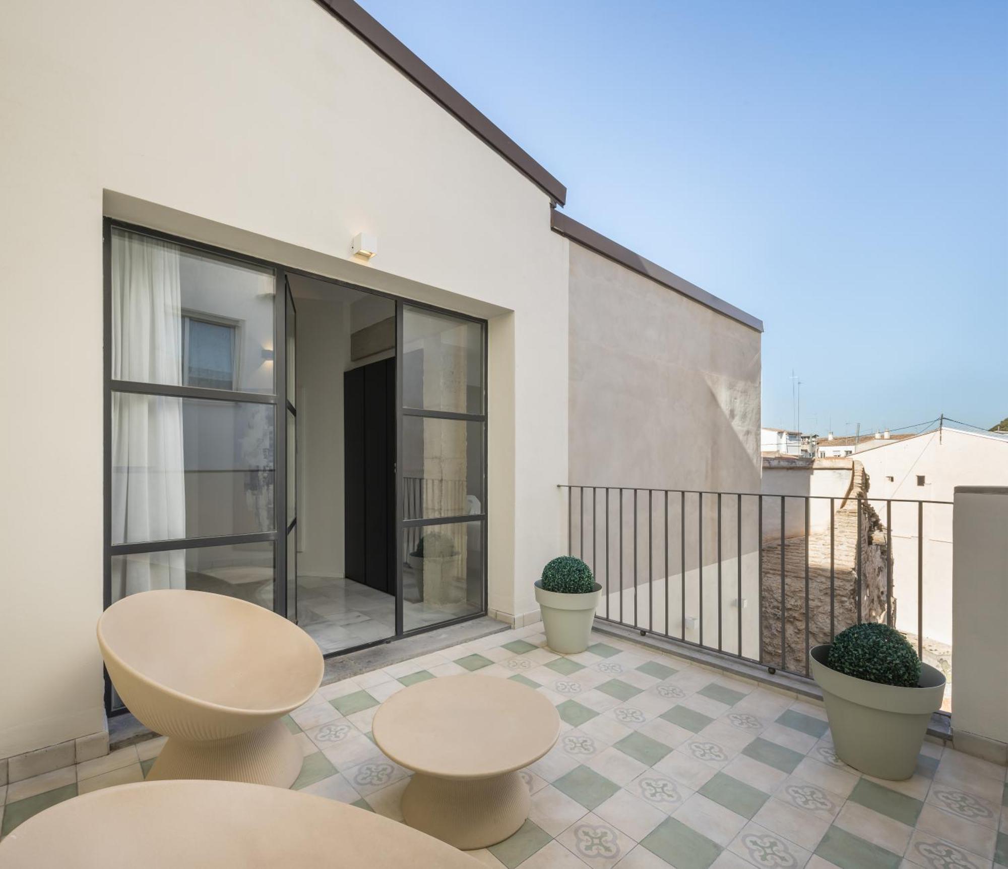 Feten Valencia Exterior photo